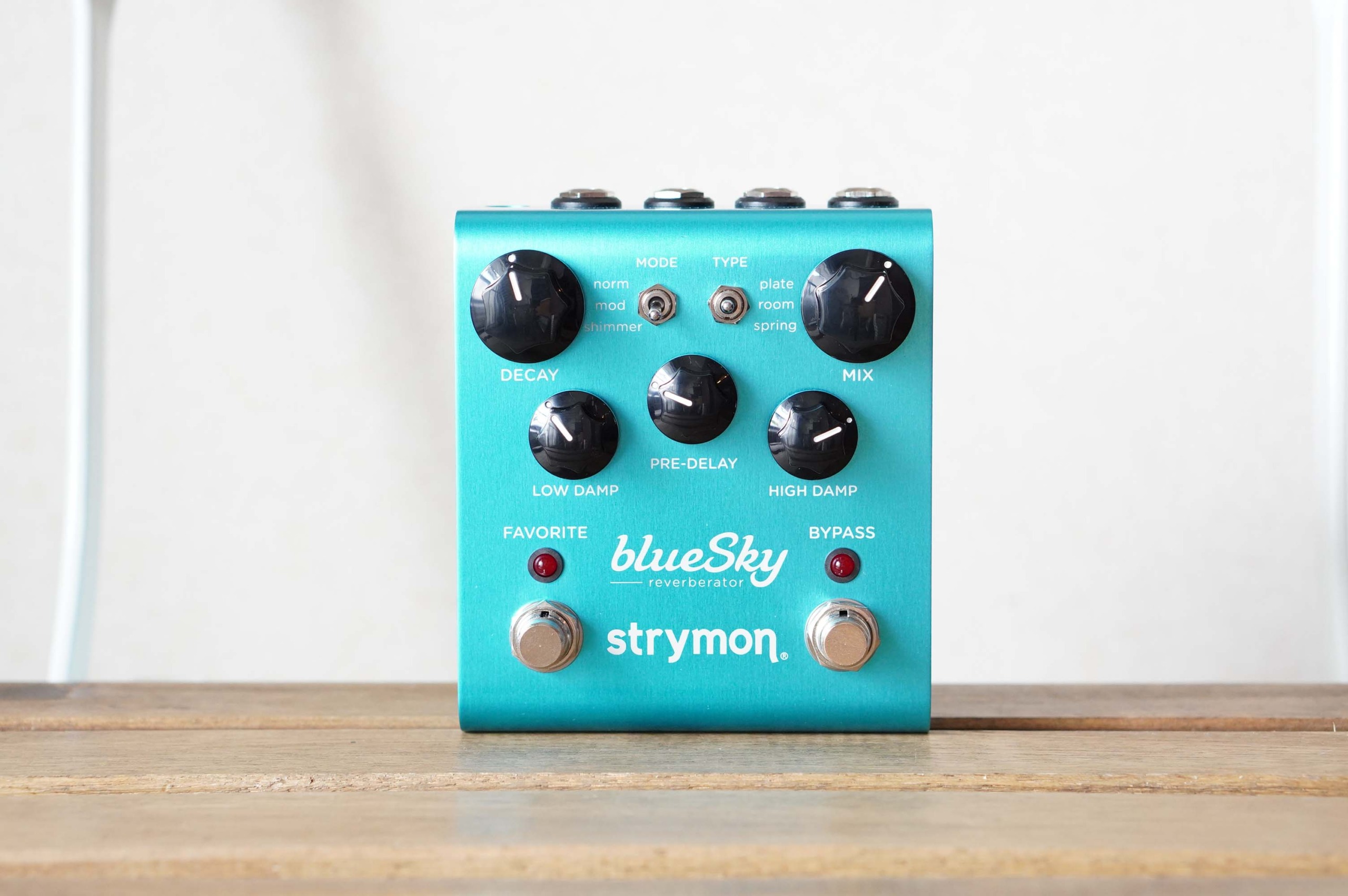 STRYMON blueSkyの使用レビュー！ 煌びやかで透明なTHE空間